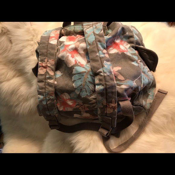 American Eagle Canvas Backpack - Picture 4 of 9
